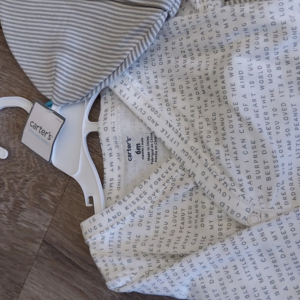 🍎 2/$25 NWT gender neutral 6 month outifits - Picture 3 of 5